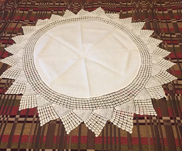Vintage Round Table Linen 28 inch Diameter Hand Made Crocheted Edge