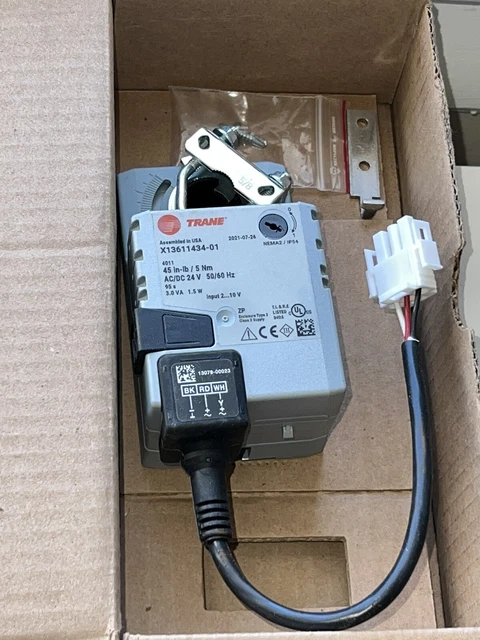 Trane X13611434-01 24V 45 in-lbs Non-Spring Return Rotary Damper Actuator