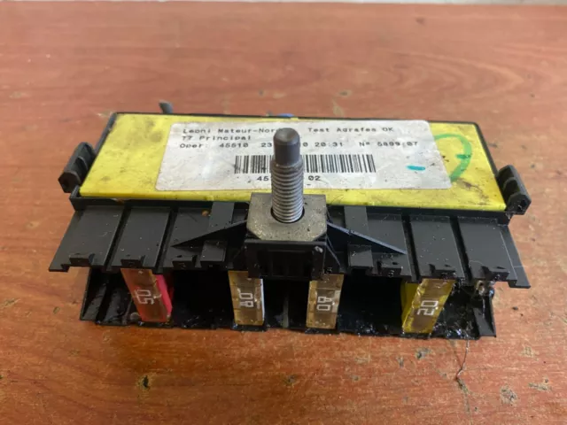 Peugeot Citroen 1.6 Hdi Under Bonnet Fuse Box 9636079380