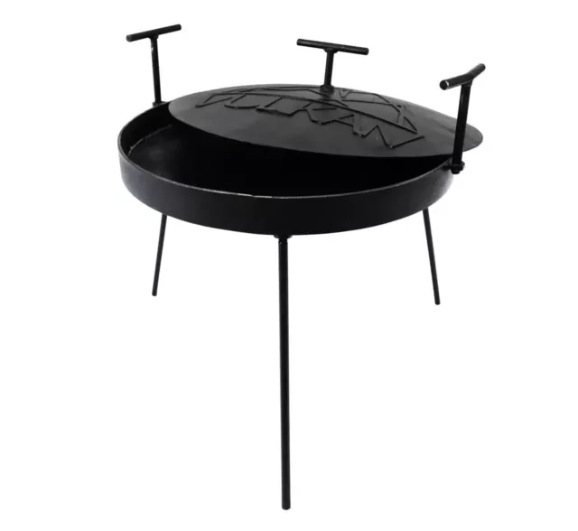 Outdoor 21' (55cm) cast iron cooking pan on legs. Grill and BBQ