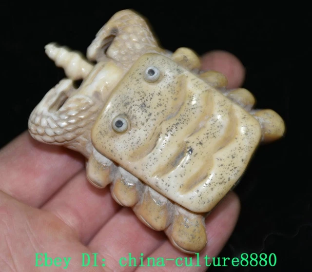 2.5& OLD CHINA Dynasty Carve Fengshui Crab animal Snuff Bottle Vintage