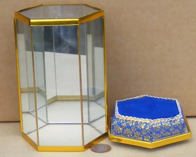 Small 6 Sided Glass Shop Display Cabinet Tumdee 1:12 Scale Dolls House Blue Base 2