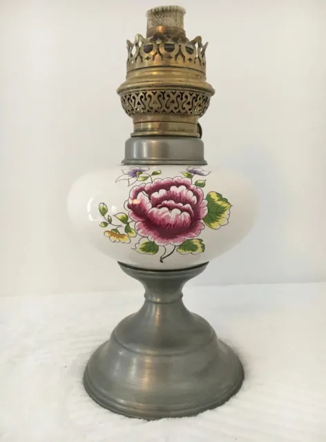 Lampe à Pétrole Vintage en porcelaine, Étain et Cuivre Charme Antique Sans Verre