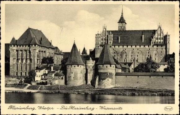 Ak Malbork Marienburg Westpreußen, Blick auf die Wasserseite der... - 3827627