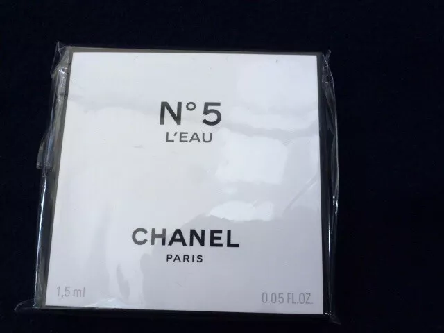 Sealed NEW Chanel no 5 L'EAU EDT .05 oz / 1.5 ml eau de toilette Spray Sample