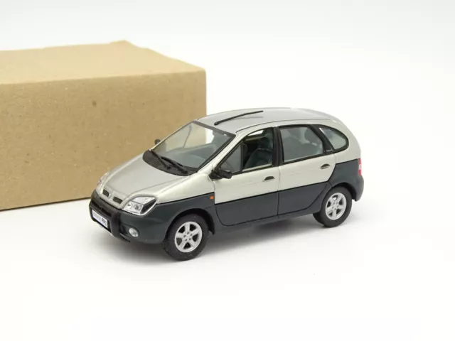 UH Universal Hobbies SB 1/43 - Renault Scenic RX4 Silver
