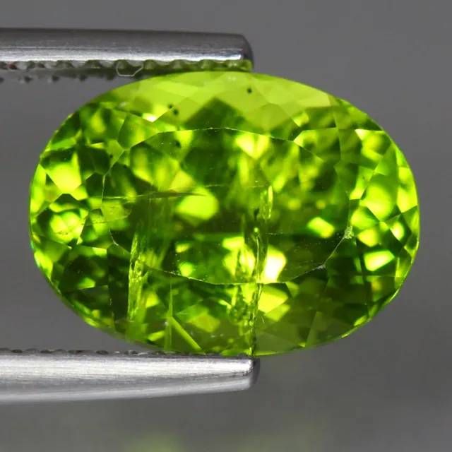 Amazing! 5.21ct Oval Shape Natural Peridot Gemstone, Pakistan