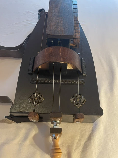 2 Tone Hurdy Gurdy 4