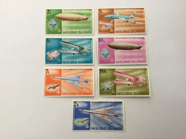 old stamps  MALDIVES   x  7