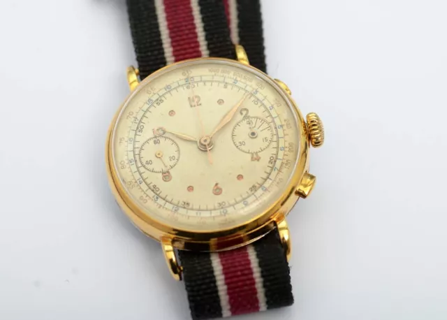 Valjoux 22 vintage chronograph! Big 36,5mm case! Stunning!