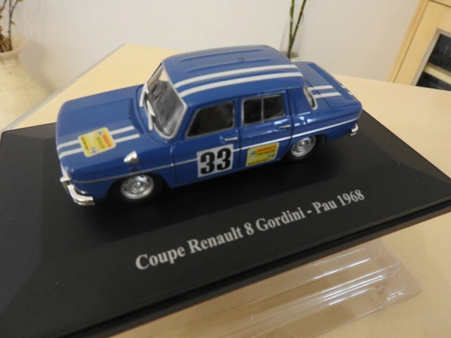 Mondo Motors 2er-Set 1/43 Wagen: Gelb R8 Gordini + Renault Alpine Rot (ref: MV2 Mondo Motors 2er-Set 1/43 Wagen: Gelb R8 Gordini + Renault Alpine Rot (ref: MV2
