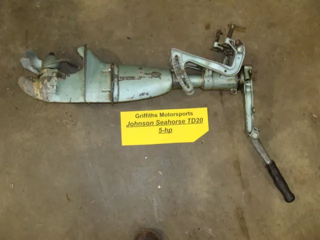 46 47 48 49 JOHNSON outboard 5hp Sea Horse TD20 lower unit drive transom clamp
