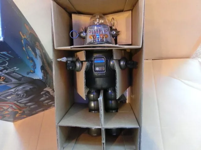 OSAKA TINTOY Robby the Robot Tin Toy Battery Operated w/box Made in Japan NEW