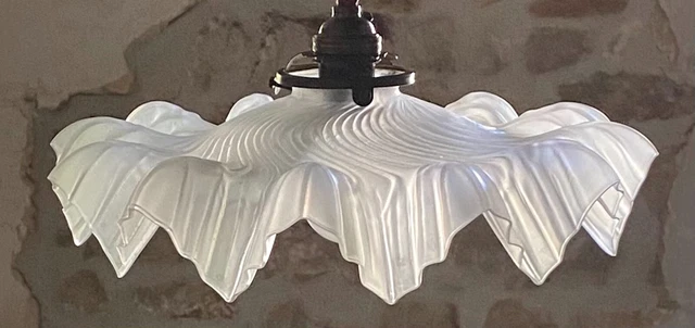 Vintage Französisch mattiertes Glas Lichtschirm Deckenanhänger Messing Galerie & Halter