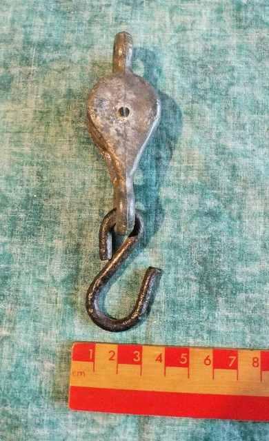 Vintage Hanging Pulley With Hook (B)