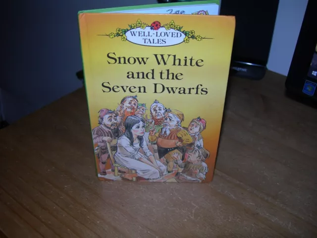 Ladybird Book Series 606D Well Loved Tales Snow White And The Seven Dwarfs - VGC
