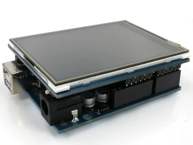 ARDUINO UNO R3 with Plug-and-Play 2.8