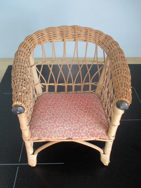 Fauteuil Emmanuelle pour poupée Vintage Naturel Rotin - Vendu Fauteuil Emmanuelle pour poupée Vintage Naturel Rotin - Vendu