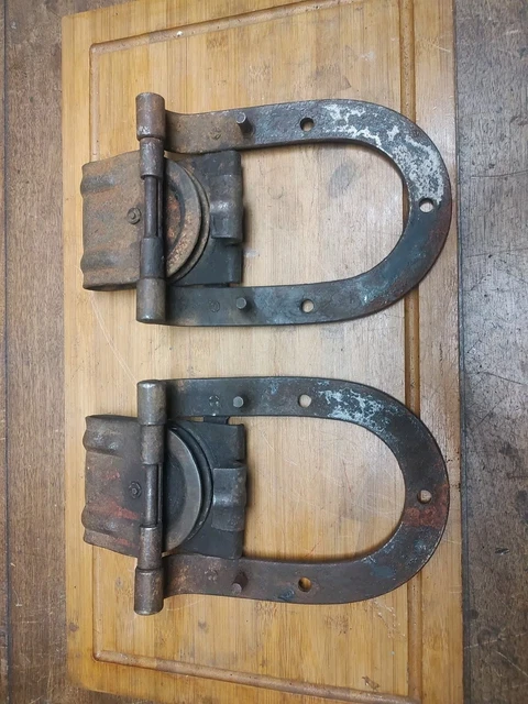 Set Of 2 Antique Horseshoe Barn Door Roller Hinges
