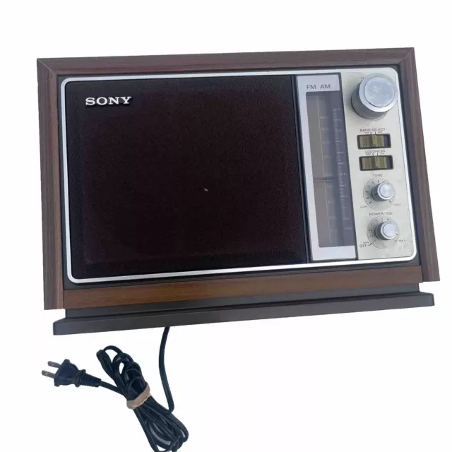 Sony ICF-9740W Vintage FM/AM Tabletop Radio WORKS WELL - Better than Average