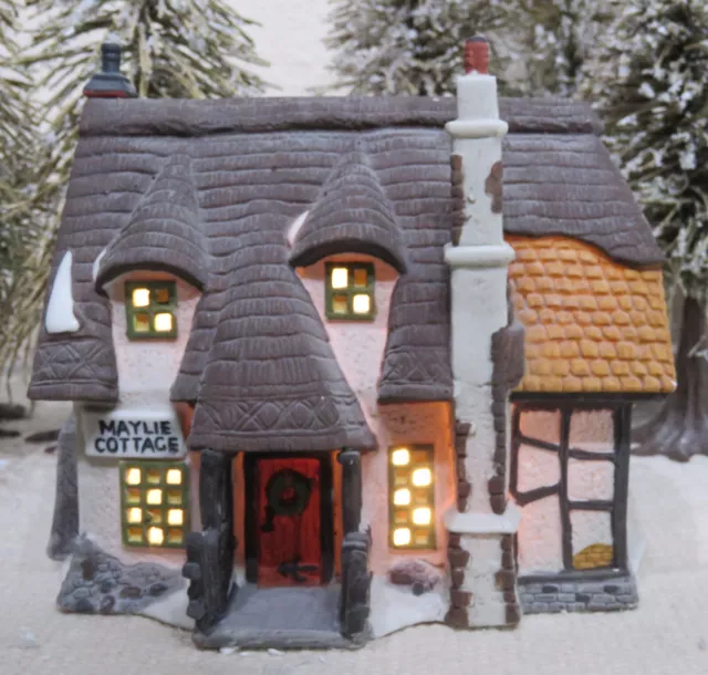 Dept 56 Dickens' Village "Maylie Cottage" Illuminated Christmas 55530