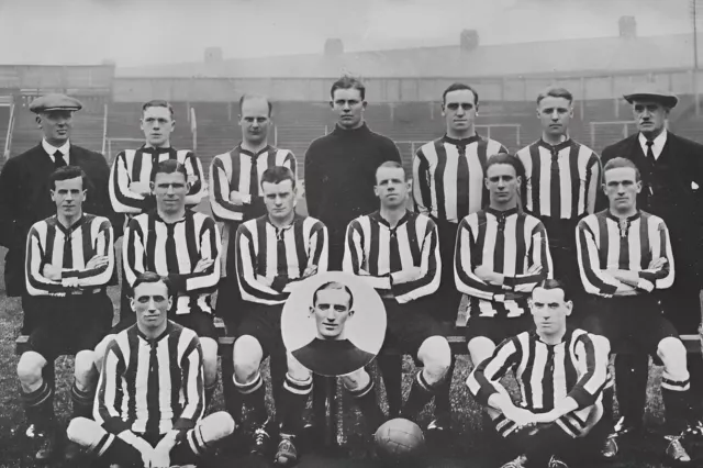 Sunderland Football Team Photo 1922-23 Season