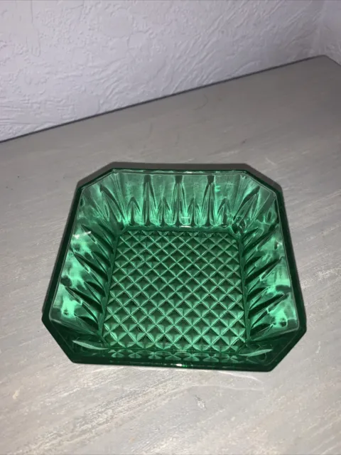 Vintage ARCOROC FRANCE Emerald Green Square Dish : Nibbles Dip Ashtray?