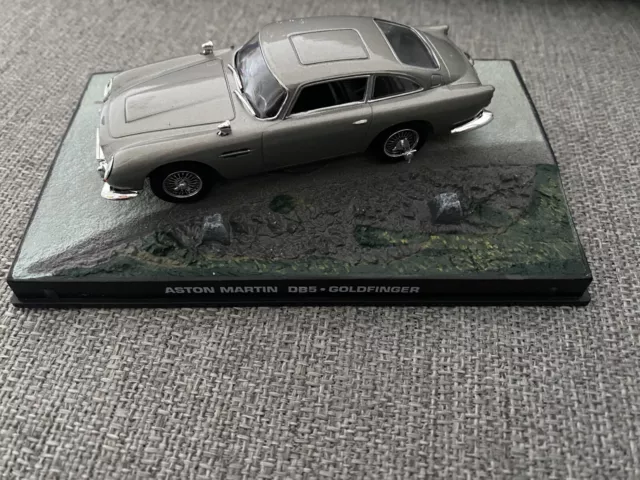 James Bond Car Collection Aston Martin DB5. Goldfinger