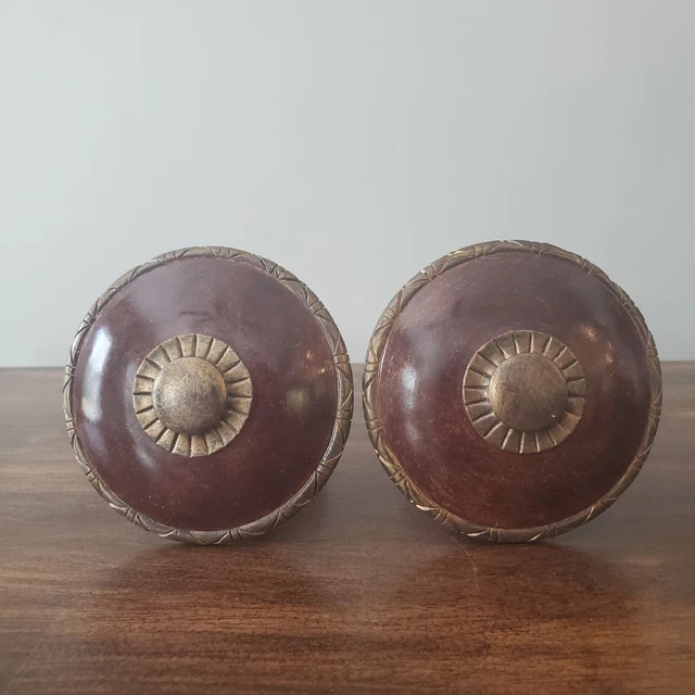 Set of 2 Curtain Drapery Round Medallion Hold Backs Red Gold Resin 4" Tie Backs