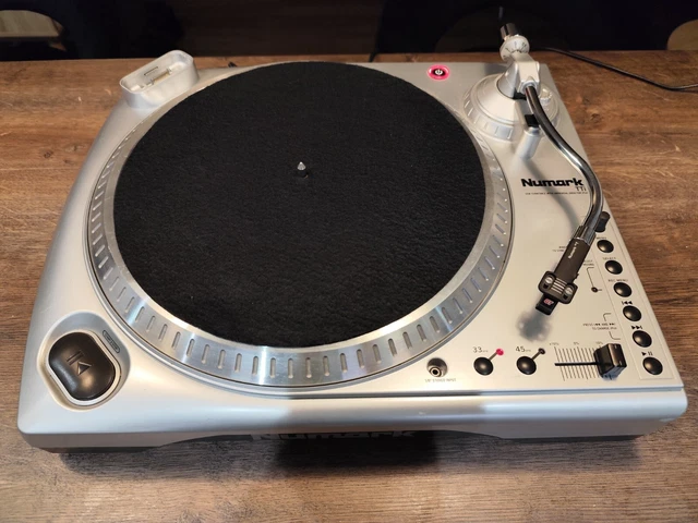 Numark TT1610 ターンテーブル　2台セット Numark TT1610 ターンテーブル 2台セット TT1610 | Numark