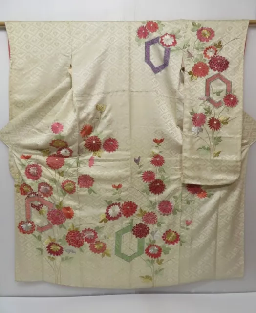 1616i05z1100 Vintage Japanese Kimono Silk FURISODE Chrysanthemum Light cream