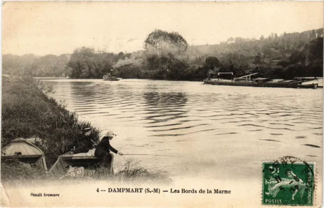 CPA Dampart - Les Bords de la MARNE (292487)