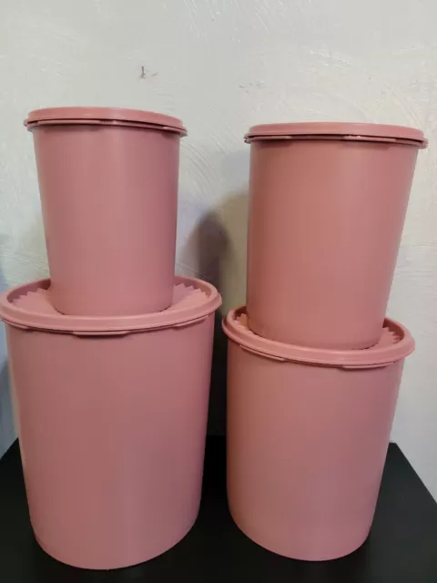 https://www.picclickimg.com/q5IAAOSwN1xkb7EZ/Vintage-Tupperware-Pink-Mauve-Dusty-Rose-Canister-Set.webp