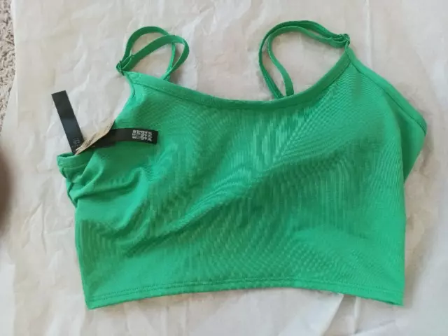 New Victoria's Secret VS PINK Active Small NWT Lightly Lined Green Sports Bra