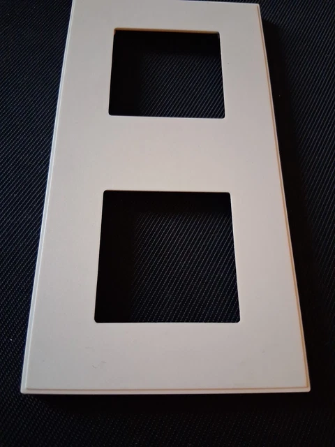 Lot De 2 Plaques Enjoliveurs Arnould Evolution - Modèle PRINCE MON AMI - Neuf Sous Emballage