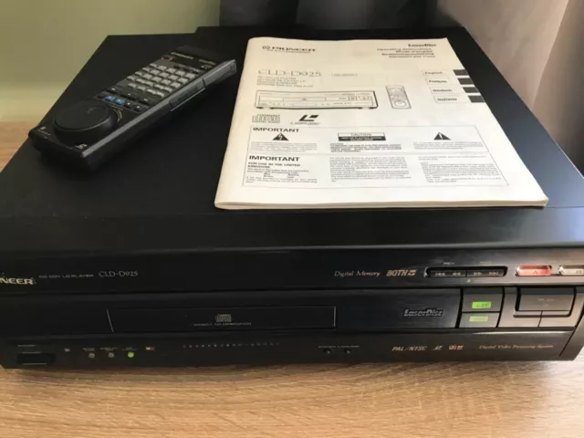 Pioneer CLD-D925 Laserdisc LD/CD/CDV Player + Remote + Manual