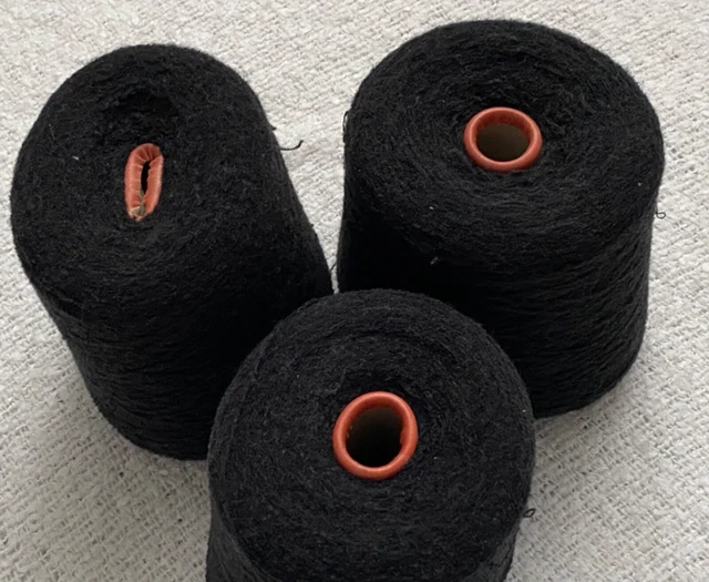JOB LOT YARN 2100g BUNDLE BOUCLE KNITTING CROCHET MACHINE KNITTING CHARCOAL