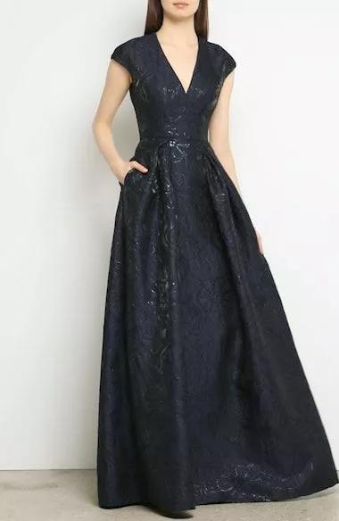 NEW CARMEN MARC VALVO Couture Navy Blue Metallic Floral Jacquard Ball-Gown 16 US