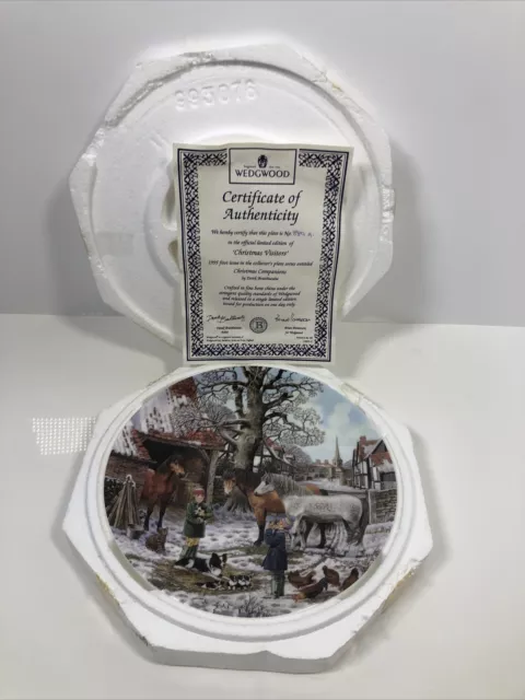 WEDGWOOD  Christmas Companions plate "Christmas Visitors" 1995 First Issue 8”