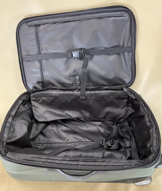 Used TUMI T-TECH Carry On Set 22” Suitcase 5722GRY & 5664D 18” Laptop Briefcase 10