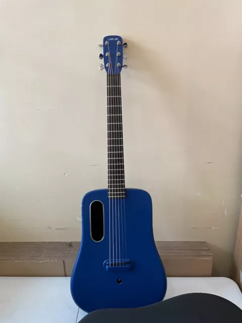 Lava ME2 Freeboost blue electric acoustic guitar Mit effects