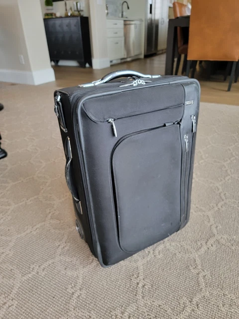 Tumi Arrive International Carry On Suitcase