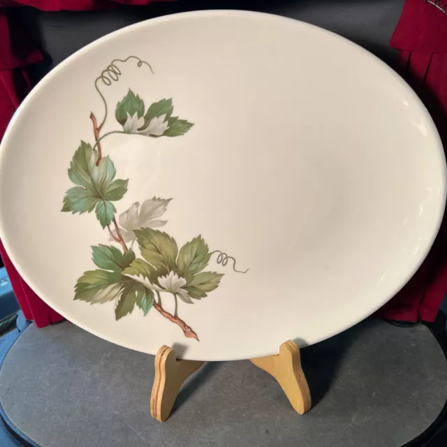 Vintage GRAPEVINE Serving Platter Edwin Knowles Approx 12 1/2 " x 10"Green White