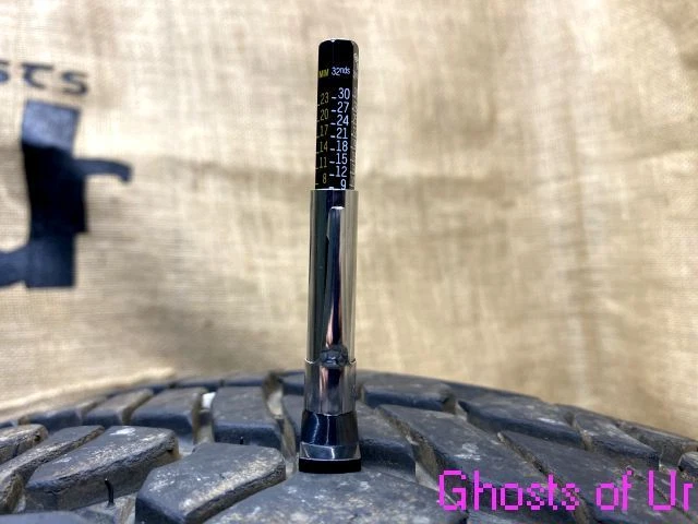 Single BFGoodrich Rugged Terrain T/A Tire P255/70R16 109T LT Tire 9/32 Tread 3