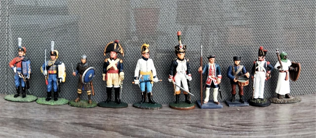 13 Soldats Diff Epoques Plomb/Etain Et Un Chevalier Sur Cheval