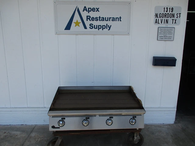 STAR Natural Gas 48" Countertop Griddle Manual Control, #7631
