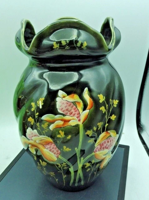 VASE barbotine  emaillée   FIVES DE LILLE  !