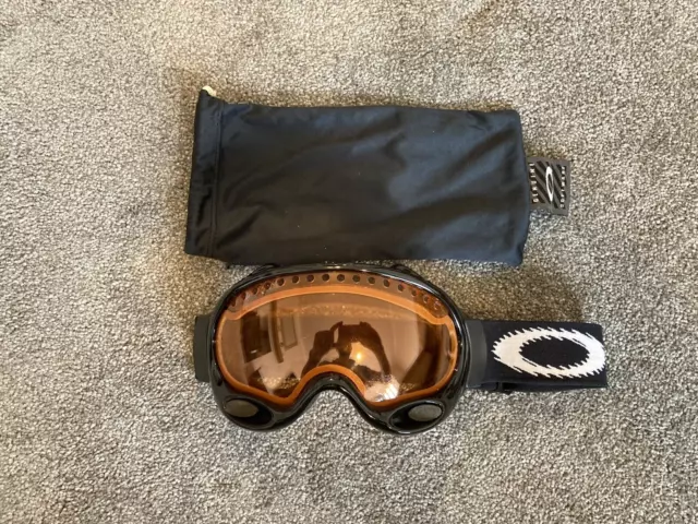 Oakley Ski Snow Goggles Used with Bag