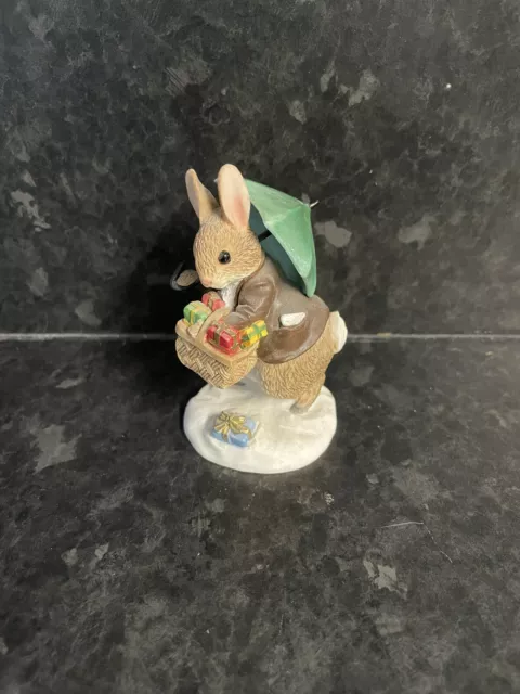 Bfa Beatrix Potter Miniturfigur Kaninchen Mit Geschenkkorb