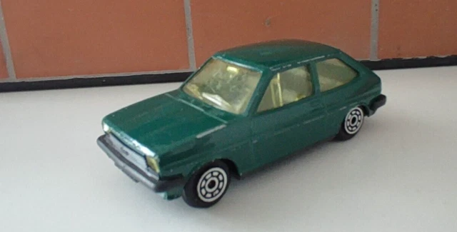 Modèle Réduit Norev 1/43 Opel Kapitan - Vert D'eau - Plastique - Occasion Très Bon état